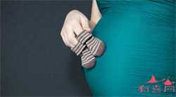 商丘找代孕违法吗，多囊卵巢可以怀孕的几率，